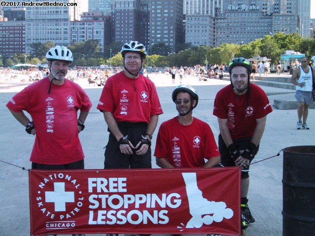 Chicago Skate Patrol free stopping lessons.