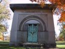 Graceland Cemetery: Mausoleum. L.H. Boldenweck. (click to zoom)