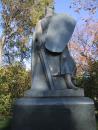 Graceland Cemetery: Heroic knight. (click to zoom)