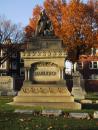 Graceland Cemetery: Monument. Maulener. (click to zoom)