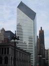 Downtown Chicago Skyscraper: Stone Container (150 N Michigan). (click to zoom)