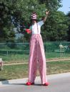Vernon Hills Independence Day Parade: Stilts. (click to zoom)