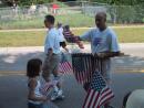 Vernon Hills Independence Day Parade: Free flags. (click to zoom)