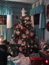 Christmas tree. (click to zoom)