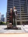 Giant American Gothic statue. (click to zoom)