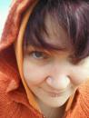 Jera cloaked in orange. (click to zoom)
